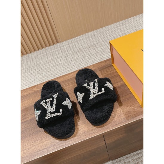 LV Woolen Slippers