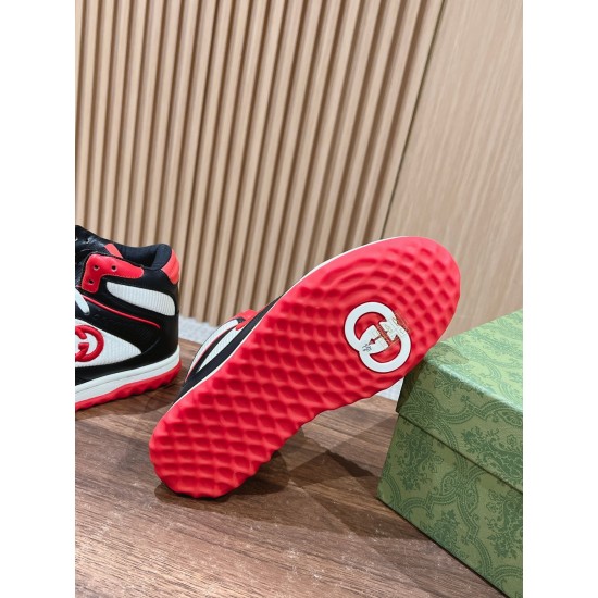 Gucci Sneakers