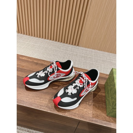 Gucci Sneakers