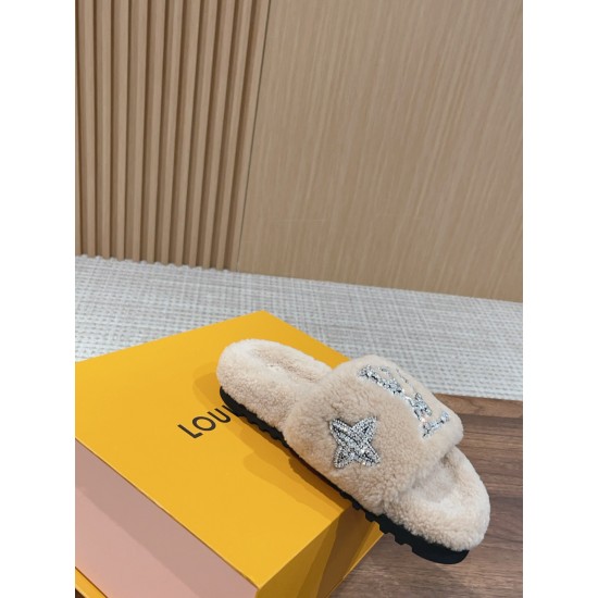 LV Woolen Slippers