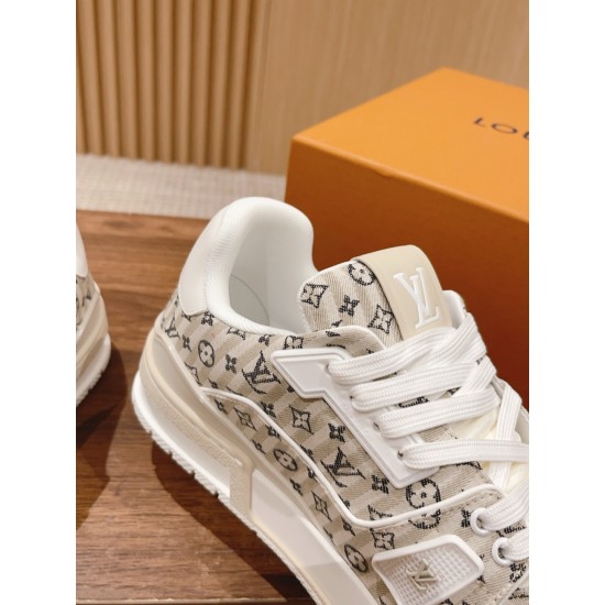 LV Trainer Sneaker