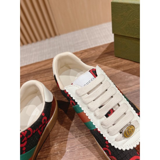 Gucci Sneakers