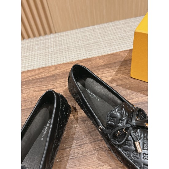 LV Gloria Flat Loafer