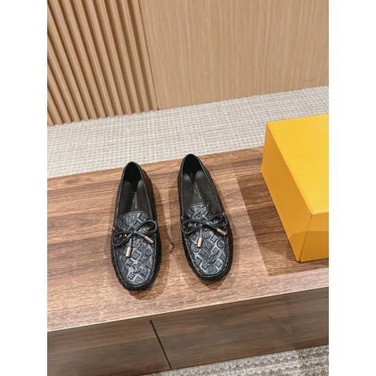 LV Gloria Flat Loafer