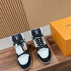 LV Trainer Sneaker