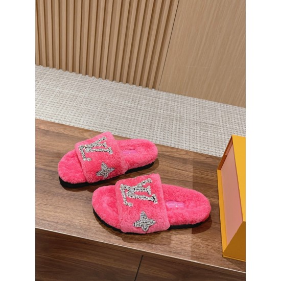 LV Woolen Slippers