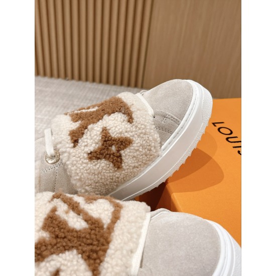 LV time out Wool Sneakers 