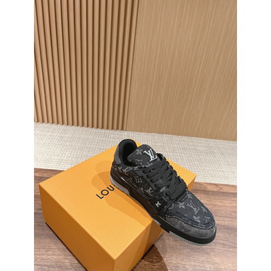 LV Trainer Sneaker