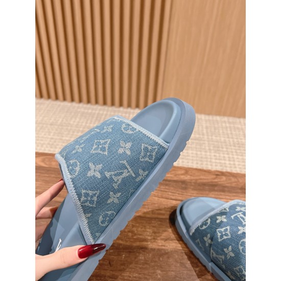 LV slippers