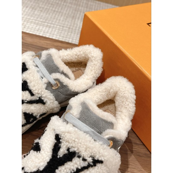 LV time out Wool Sneakers 