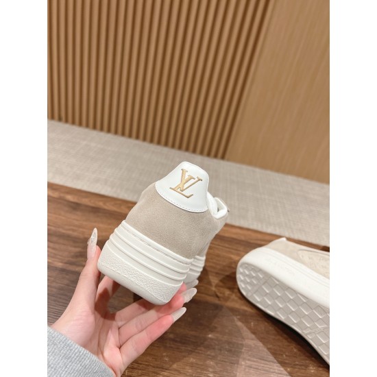 LV Groovy Sneaker