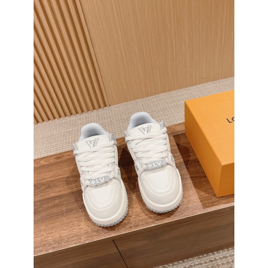 LV Trainer Maxi Sneaker