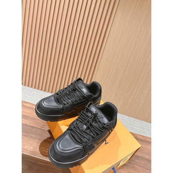 LV Trainer Maxi Sneaker