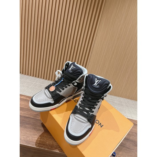 LV Trainer Sneaker