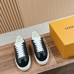 LV Groovy Sneaker