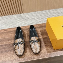 LV Gloria Flat Loafer