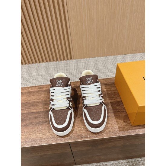 LV Trainer Sneaker