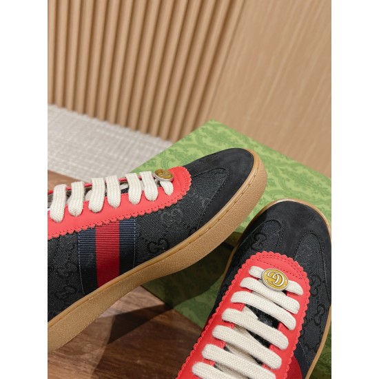 Gucci Sneakers