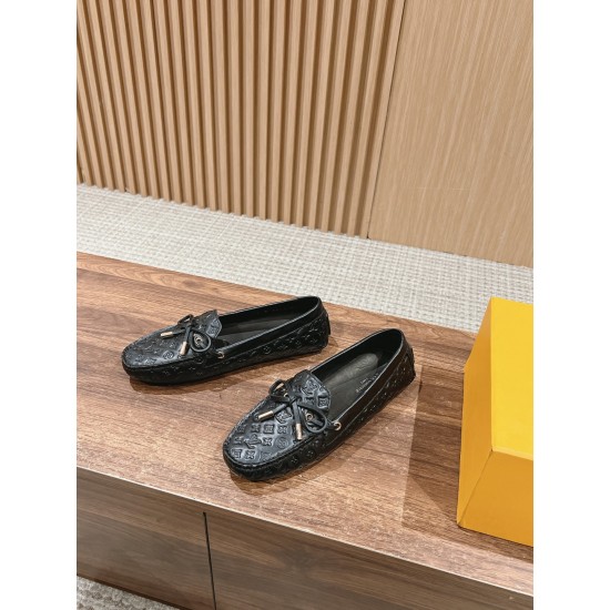 LV Gloria Flat Loafer