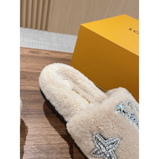 LV Woolen Slippers