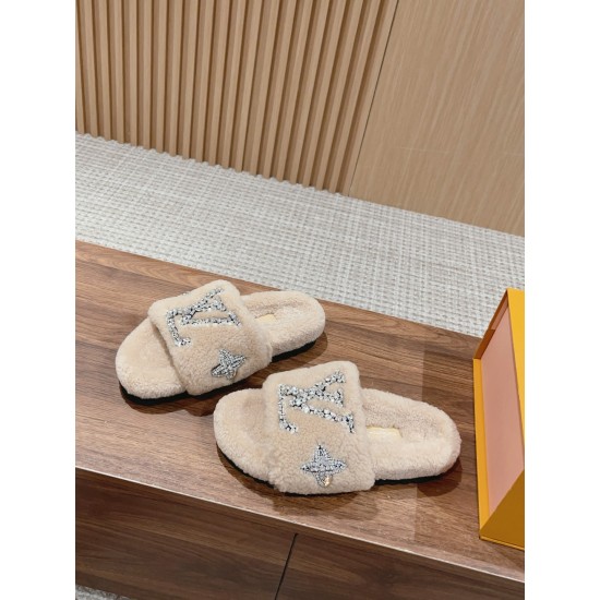 LV Woolen Slippers