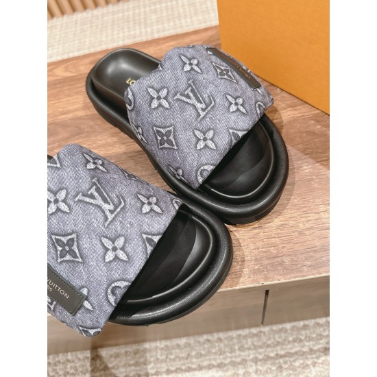 LV slippers