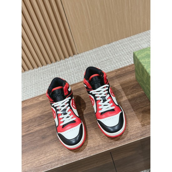 Gucci Sneakers