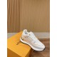 Neo Run Away Sneaker