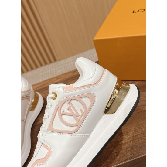 Neo Run Away Sneaker