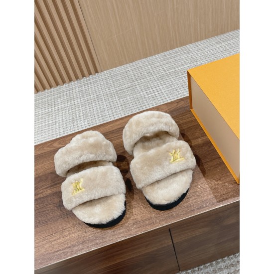 LV Woolen Slippers