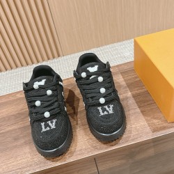 LV Trainer Maxi Sneaker