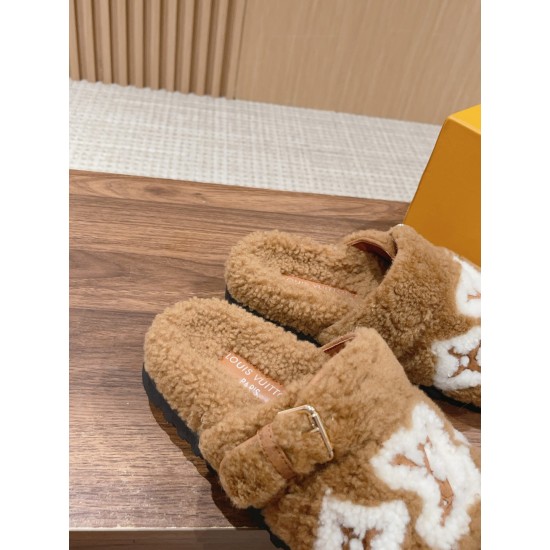 LV Woolen Slippers