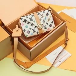 LV Envelope Wearable Wallet