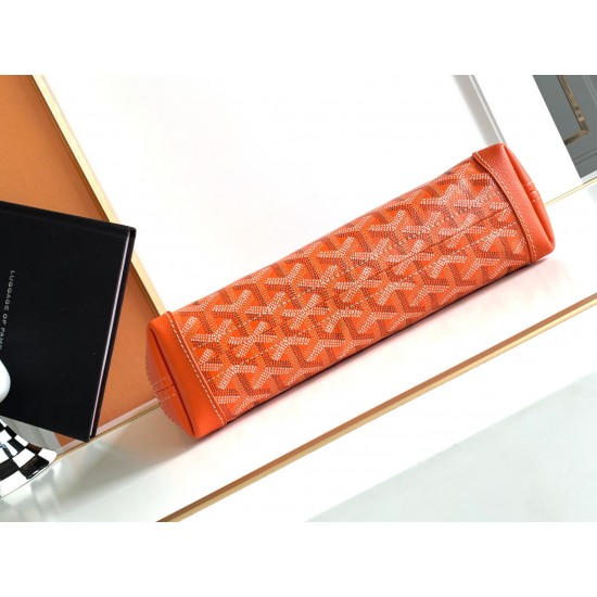 Goyard Conti pouch