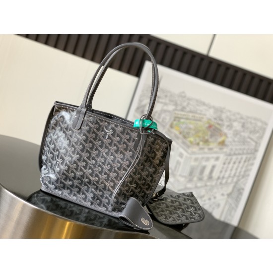 Goyard Saint Louis