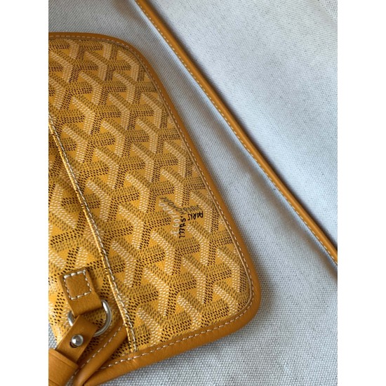 Goyard Saint Louis