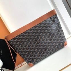 Goyard Conti pouch