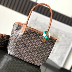 Goyard Saint Louis