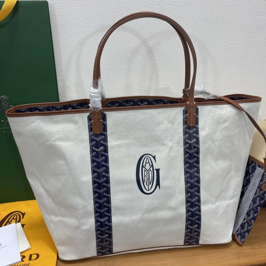 Goyard Saint Louis