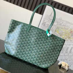 Goyard Saint Louis