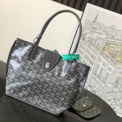 Goyard Saint Louis