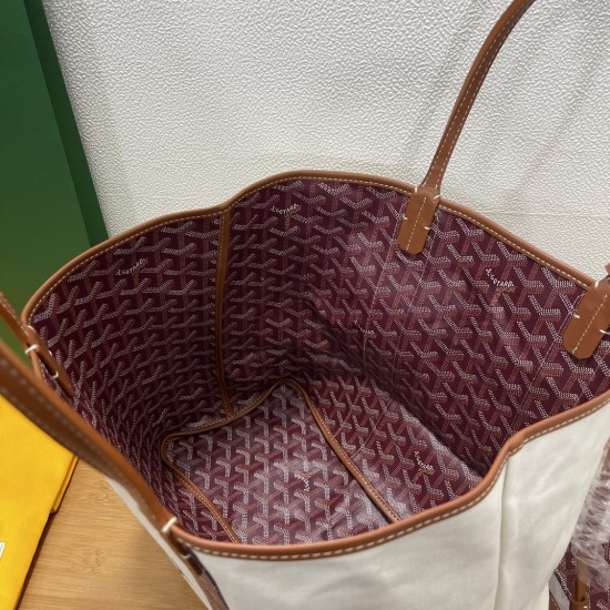 Goyard Saint Louis