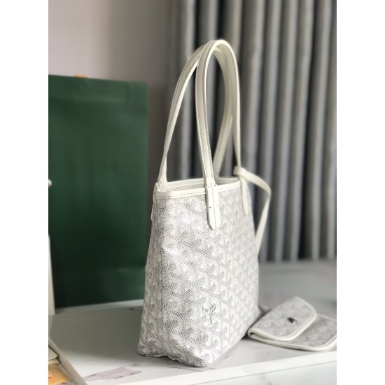 Goyard Anjou Bag