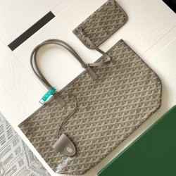 Goyard Saint Louis