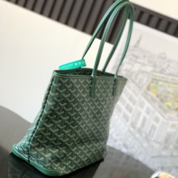 Goyard Saint Louis