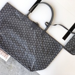 Goyard Saint Louis