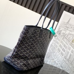 Goyard Saint Louis