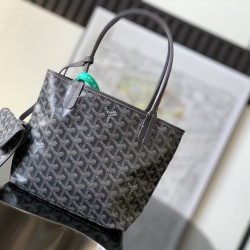 Goyard Saint Louis