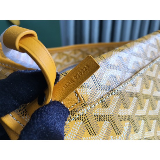 Goyard Saint Louis