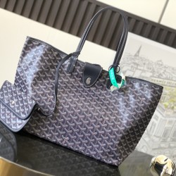 Goyard Saint Louis